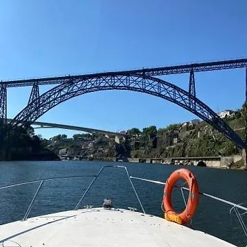 Ботель Douro4sailing